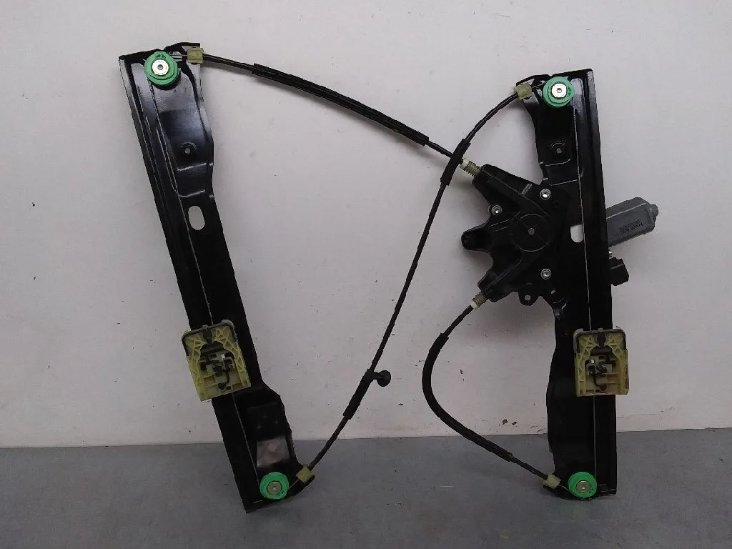 Elevalunas Delantero Derecho para Ford Focus Lim.