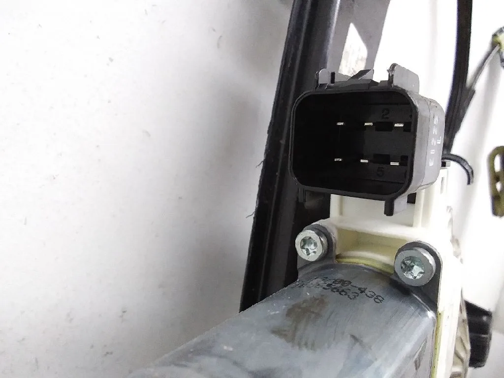 Elevalunas Delantero Izquierdo para Ford Focus Lim.