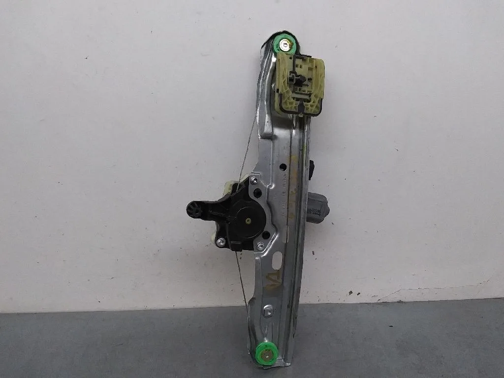 Elevalunas Trasero Derecho para Ford Focus Lim.