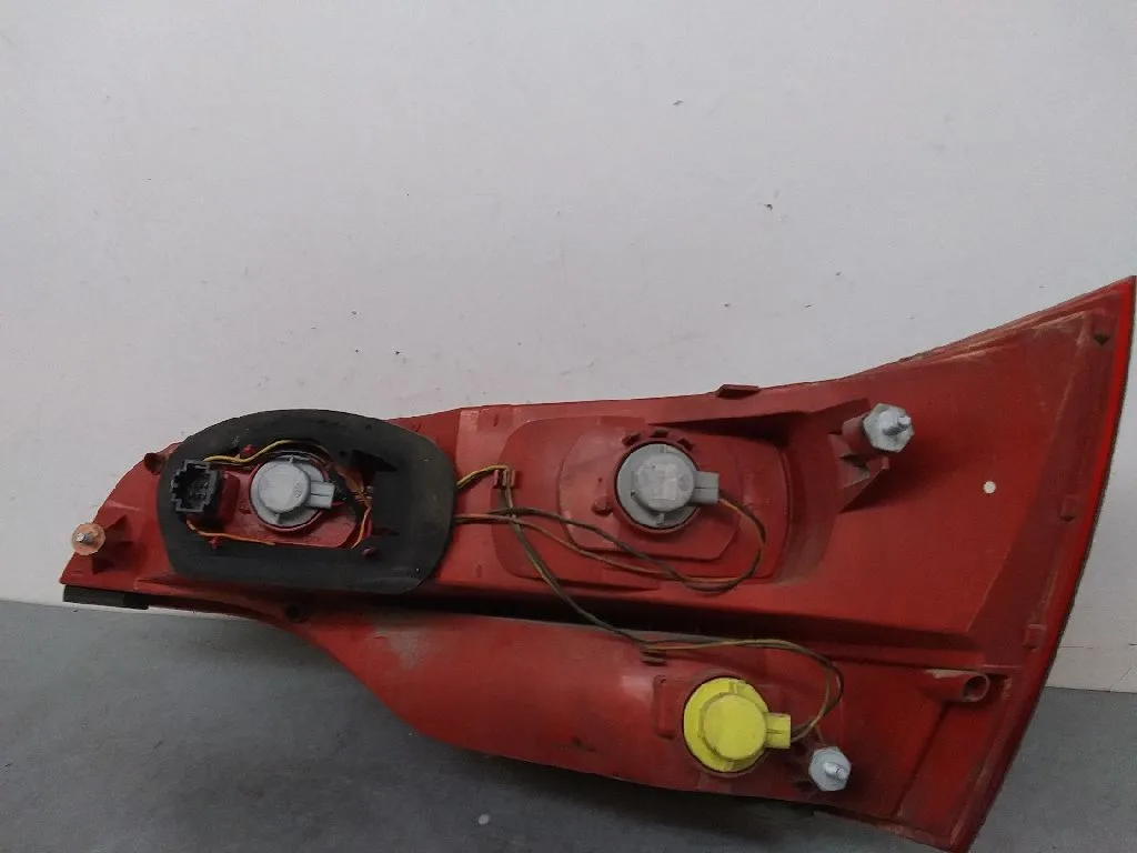 Piloto Trasero Izquierdo para Audi Q7 (4L)