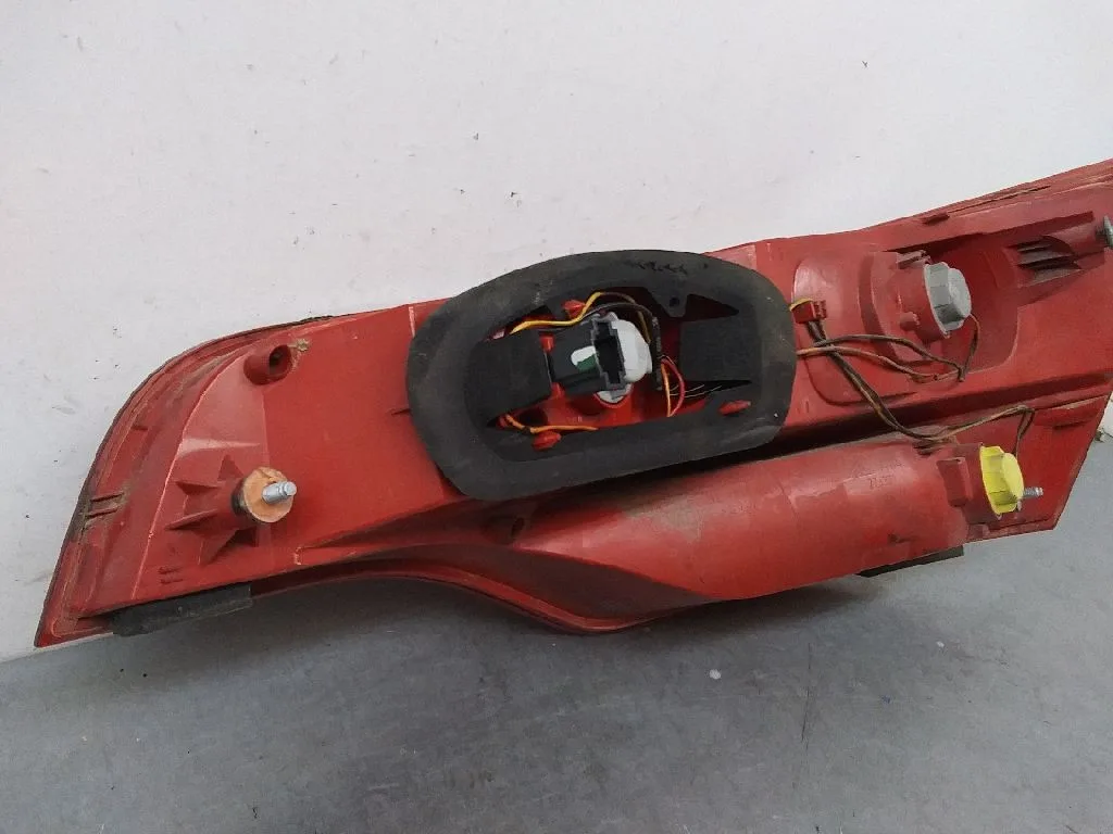 Piloto Trasero Izquierdo para Audi Q7 (4L)