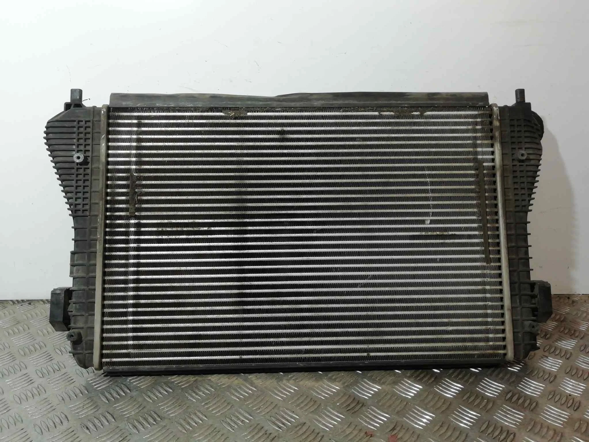 Intercooler para Skoda Octavia Berlina (1Z3)