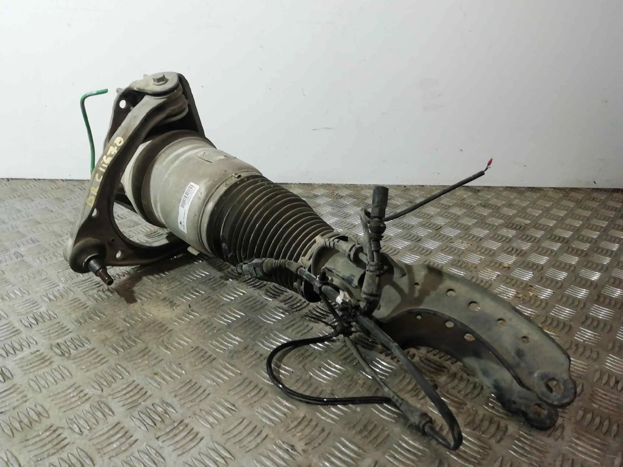 Amortiguador Delantero Derecho para Audi Q7 (4L)
