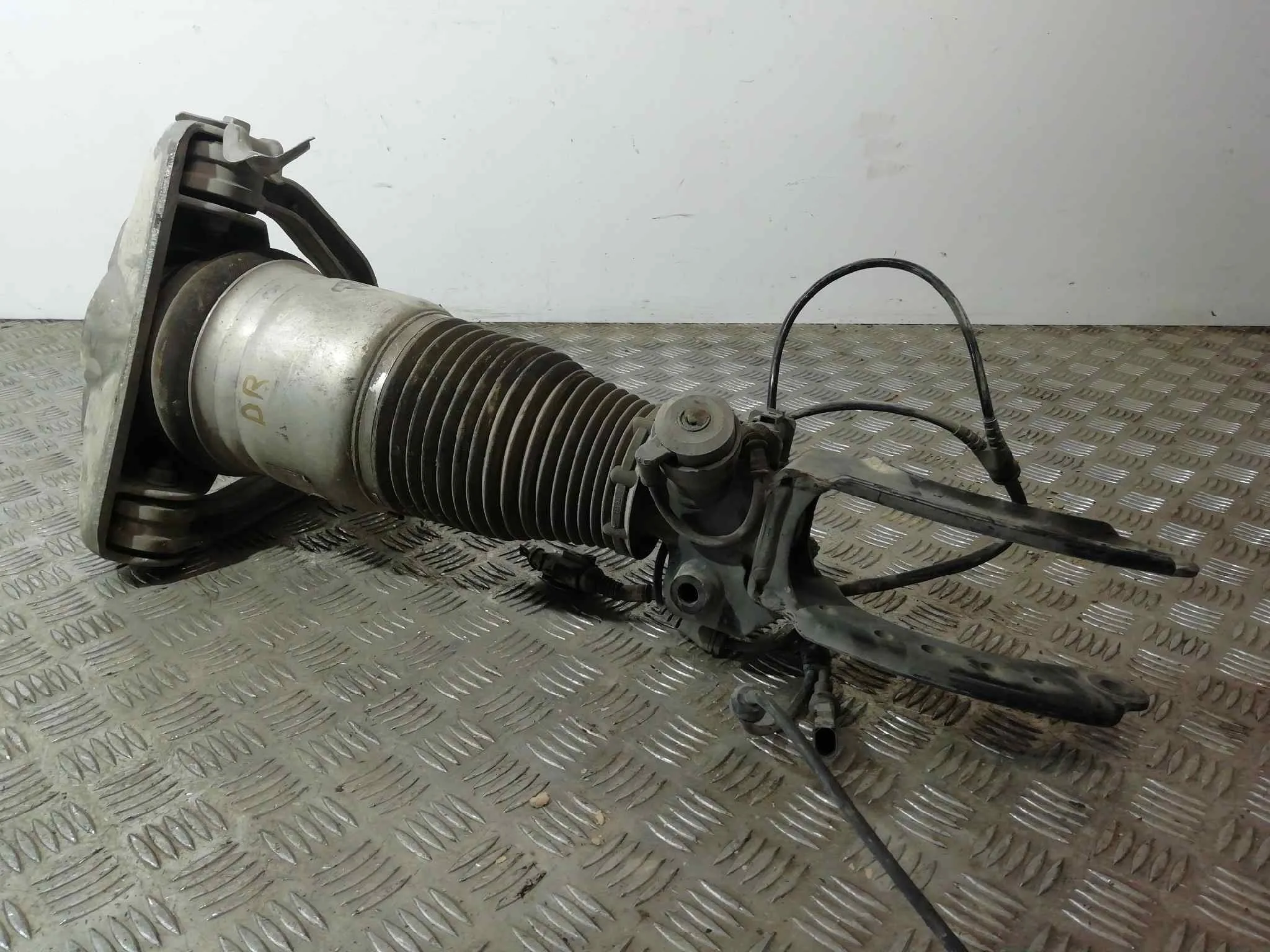 Amortiguador Delantero Derecho para Audi Q7 (4L)