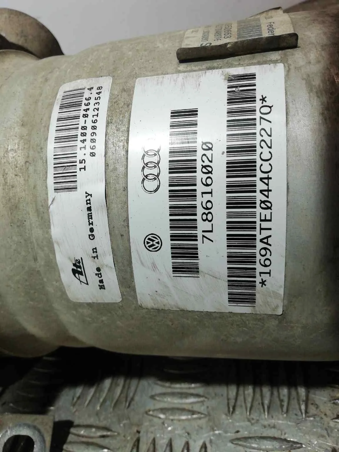 Amortiguador Trasero Derecho para Audi Q7 (4L)