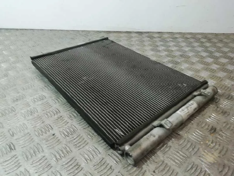 Condensador / Radiador Aire Acondicionado para Hyundai I20