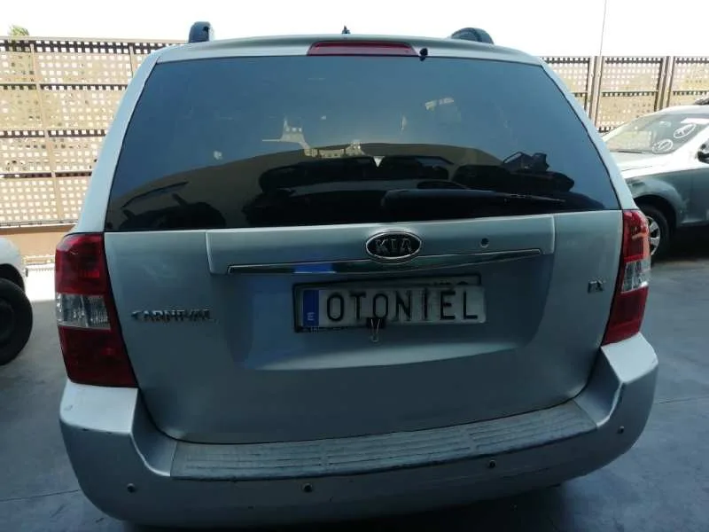 Porton Trasero para Kia Carnival