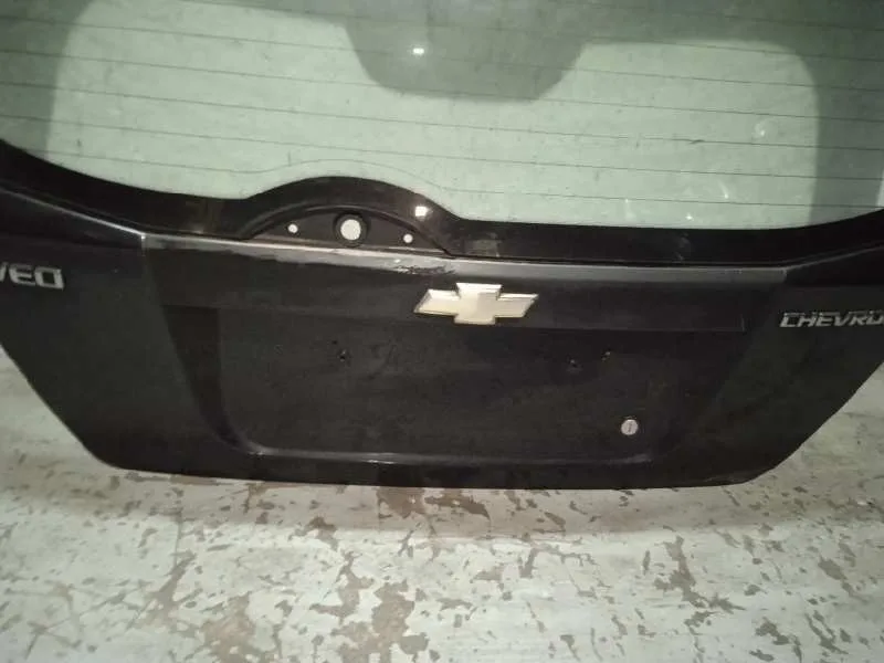 Porton Trasero para Chevrolet Aveo