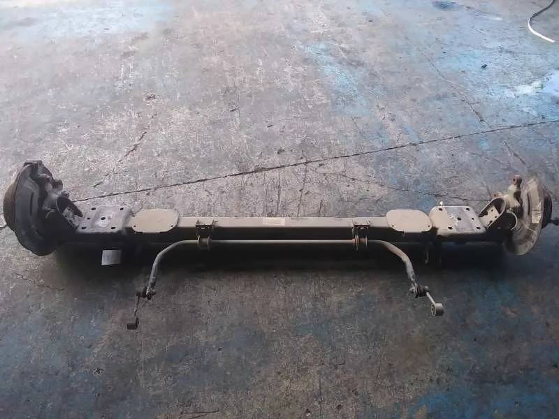 Puente Trasero para Nissan Nv 400