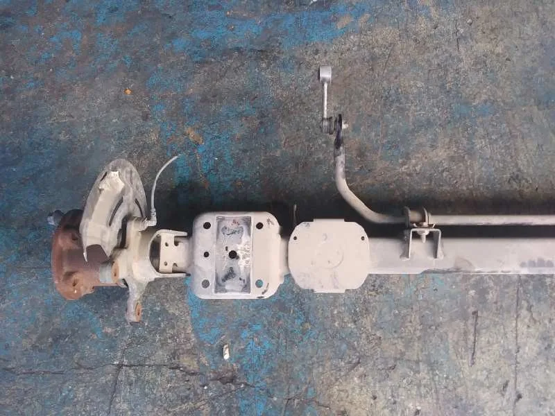 Puente Trasero para Nissan Nv 400
