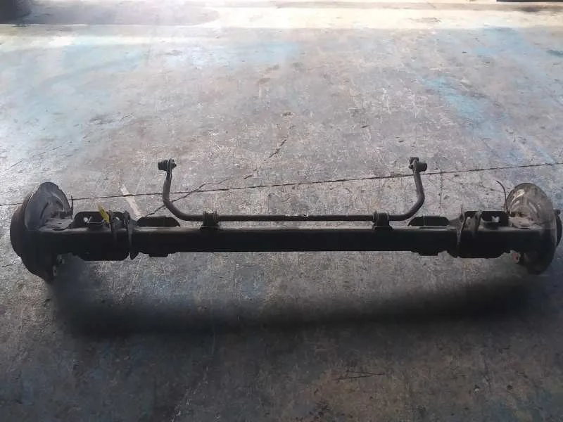 Puente Trasero para Nissan Nv 400