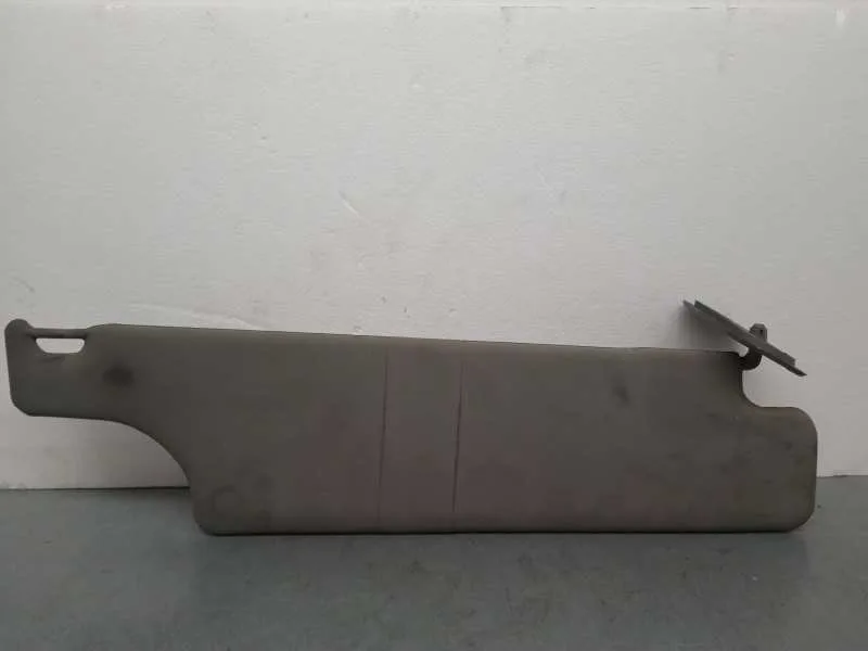 Parasol Derecho para Nissan Interstar Mod. 04 (X70)
