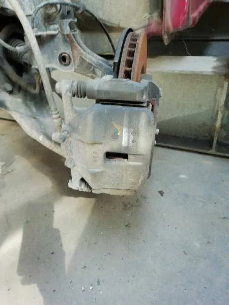 Pinza Freno Delantera Izquierda para Nissan X-Trail (T31)
