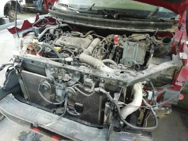 Panel Frontal para Nissan X-Trail (T31)