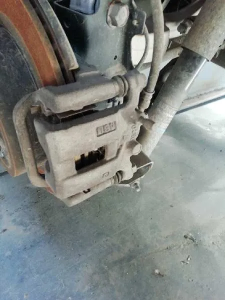 Pinza Freno Trasera Izquierda para Nissan X-Trail (T31)