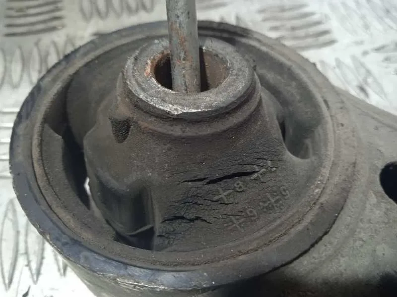 Brazo Suspension Inferior Delantero Izquierdo para Hyundai Santa Fe (Bm)