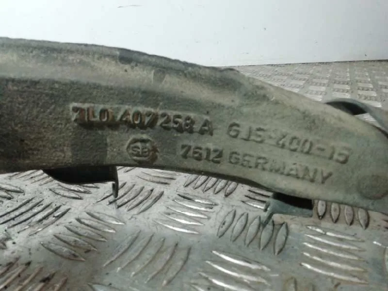 Mangueta Delantera Derecha para Audi Q7 (4L)