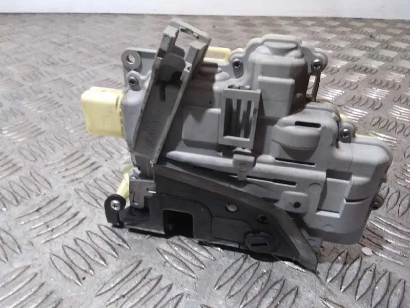 Cerradura Puerta Trasera Derecha para Audi Q7 (4L)