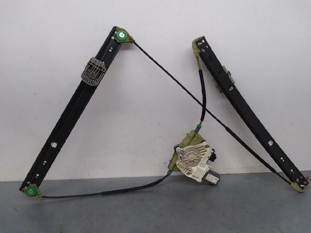 Elevalunas Delantero Izquierdo para Audi Q7 (4L)