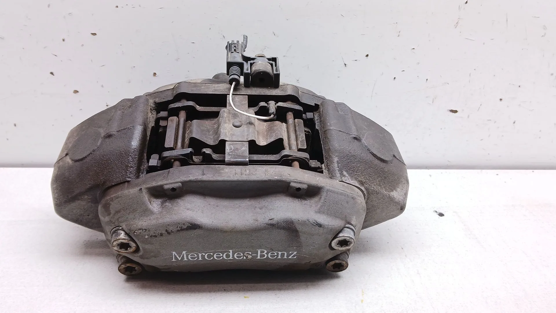 Pinza Freno Delantera Izquierda para Mercedes-Benz Clase M (W163)