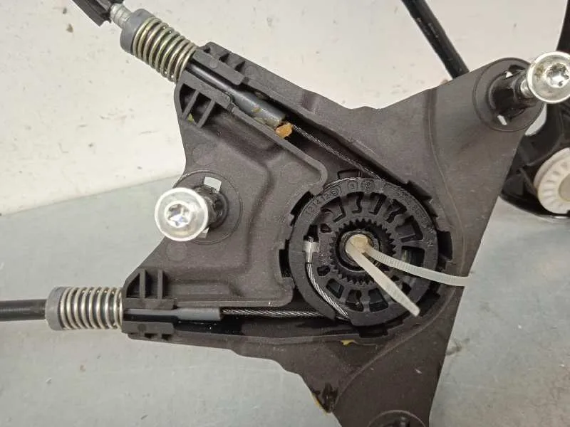 Elevalunas Delantero Izquierdo para Seat Toledo (Kg3)
