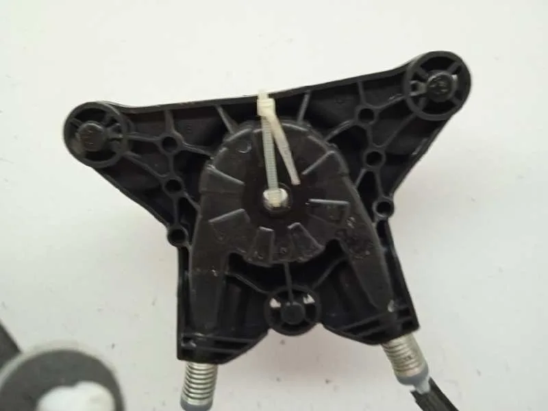 Elevalunas Delantero Izquierdo para Seat Toledo (Kg3)