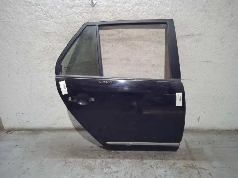 Puerta Trasera Derecha para Kia Carens (Un)