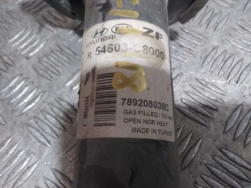 Amortiguador Delantero Derecho para Hyundai I20