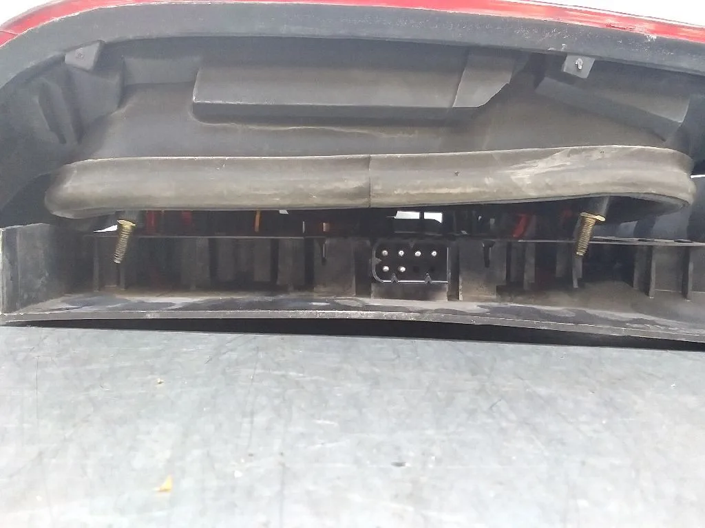 Piloto Trasero Izquierdo para Bmw Serie 3 Compacto (E36)