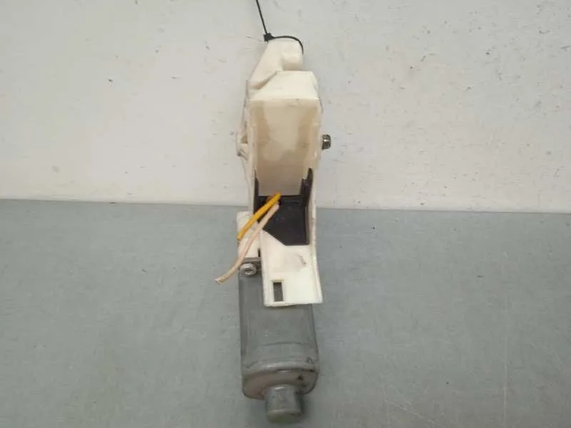 Motor Elevalunas Delantero Izquierdo para Ford Focus Sportbreak (Cap)