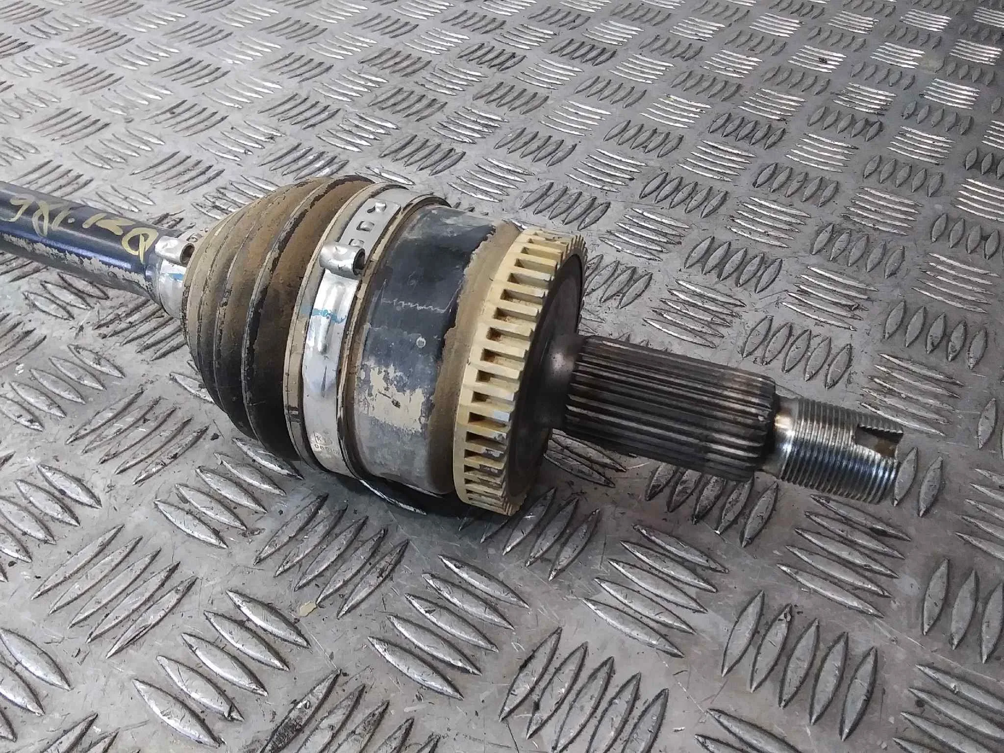 Transmision Delantera Izquierda para Hyundai Tucson