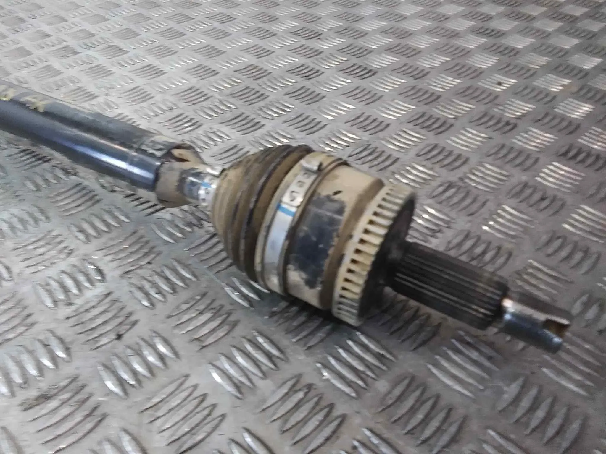 Transmision Delantera Derecha para Hyundai Tucson