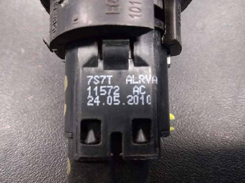 Interruptor para Ford Fiesta (Cb1)