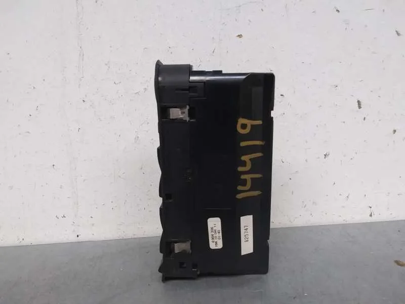 Mando Elevalunas Delantero Izquierdo para Bmw Serie 5 Touring (E39)