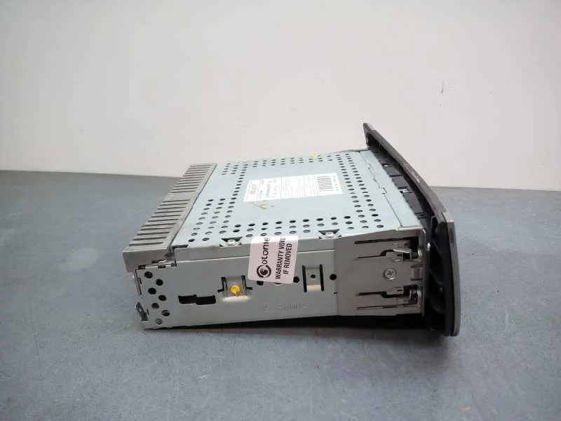 Sistema Audio / Radio Cd para Mitsubishi Grandis (Na0W)