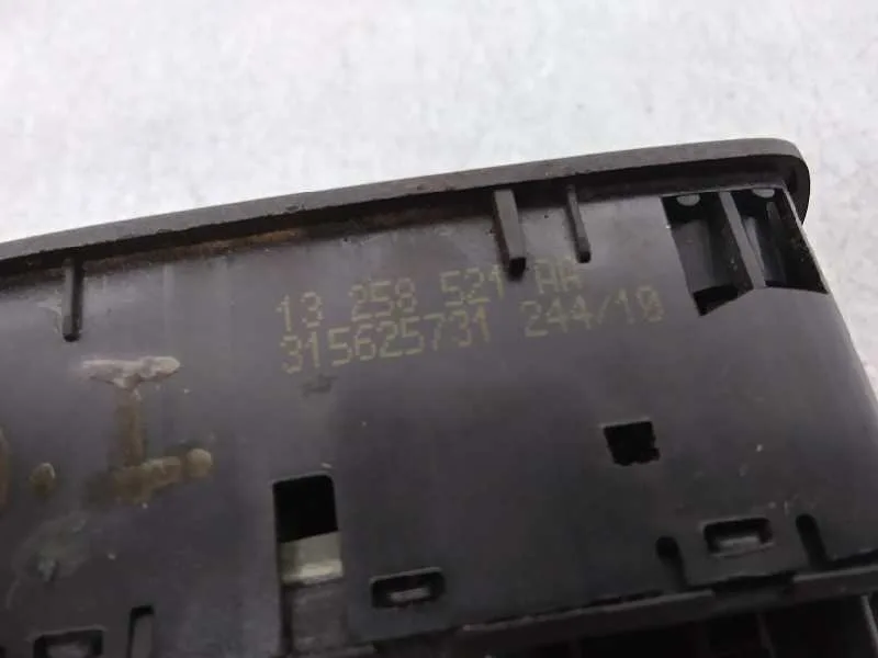 Mando Elevalunas Delantero Izquierdo para Opel Corsa D