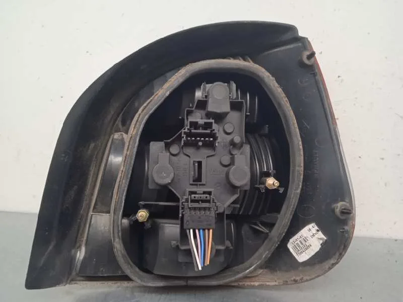 Piloto Trasero Izquierdo para Renault Scenic (Ja..)