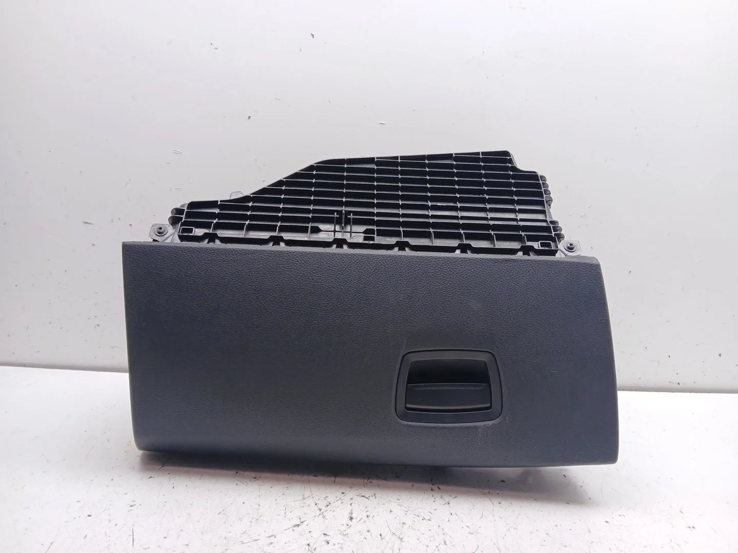 Guantera para Bmw Serie 5 Lim. (F10)