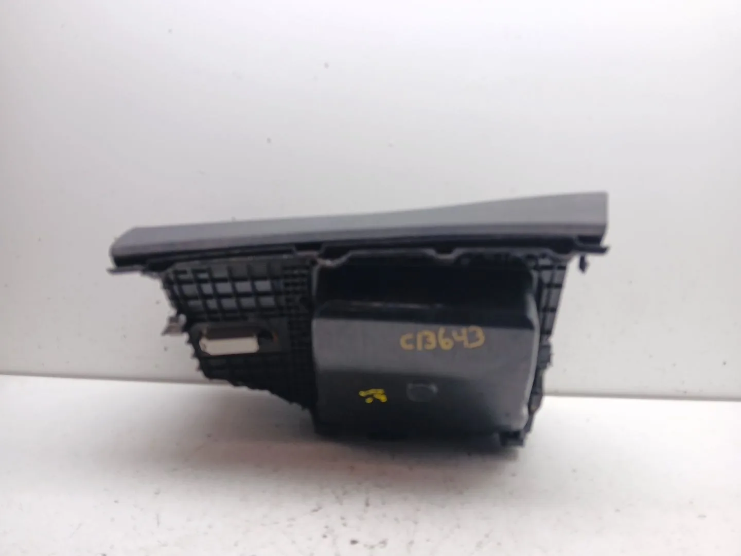 Guantera para Bmw Serie 5 Lim. (F10)