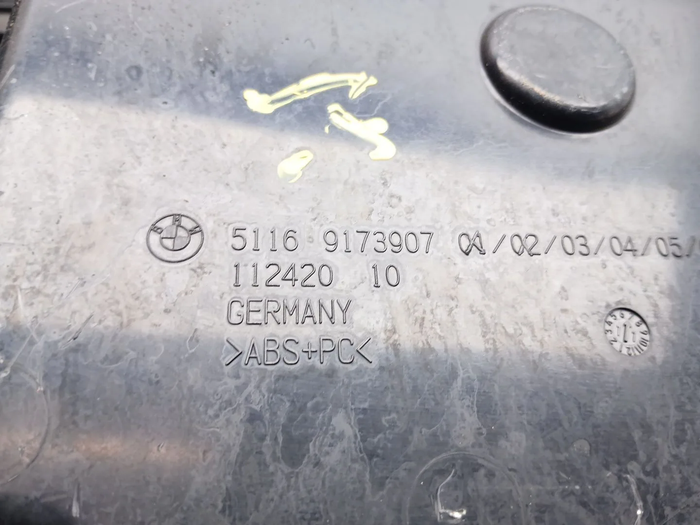 Guantera para Bmw Serie 5 Lim. (F10)