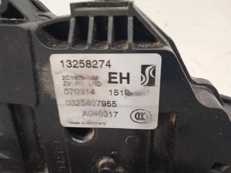 Cerradura Puerta Delantera Derecha para Opel Corsa D