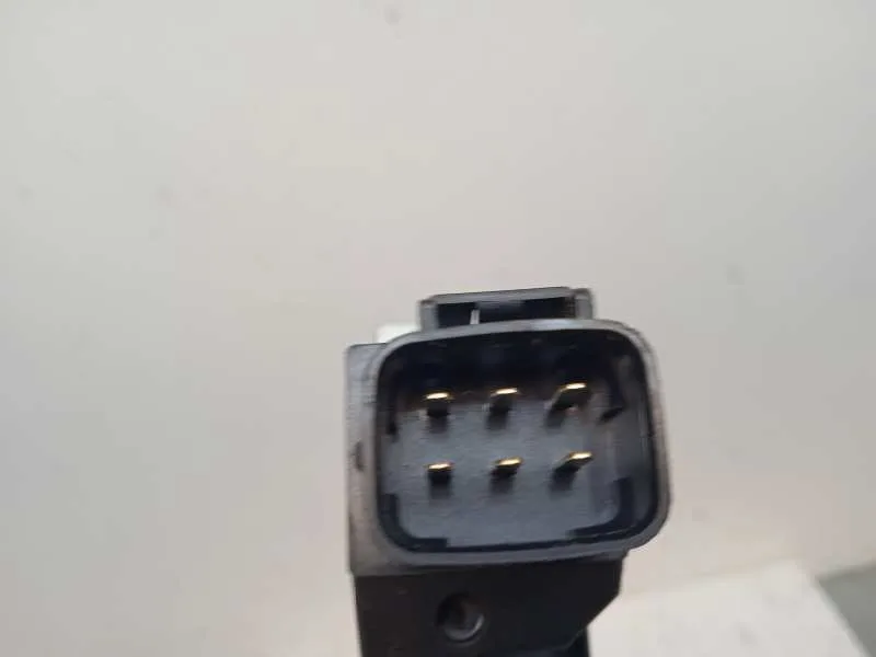 Motor Elevalunas Trasero Derecho para Kia Carens ( )