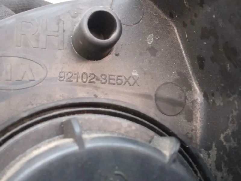 Faro Derecho para Kia Sorento