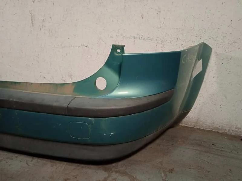 Paragolpes Trasero para Ford Focus Sportbreak (Cap)