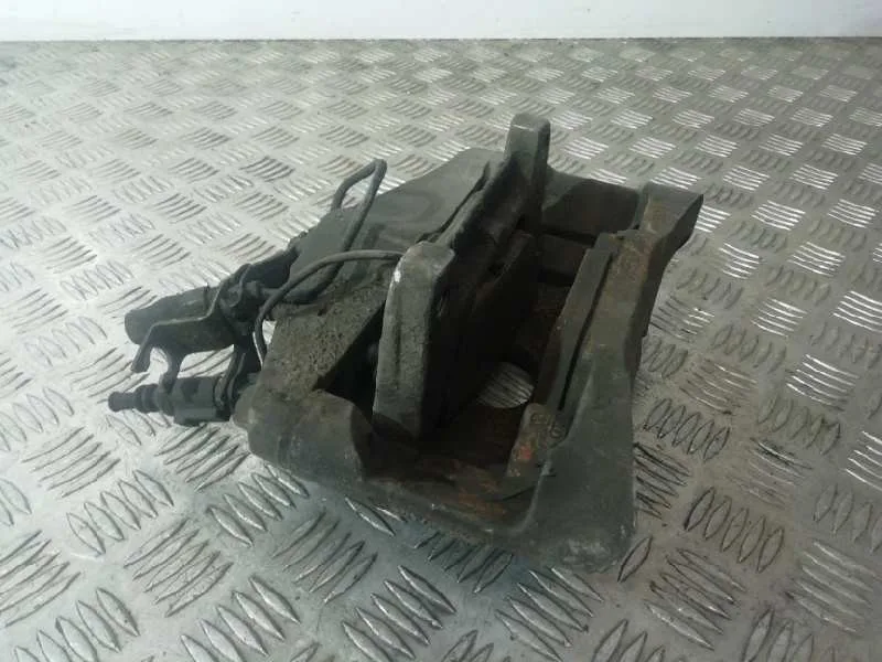 Pinza Freno Delantera Derecha para Audi A6 Berlina (4F2)