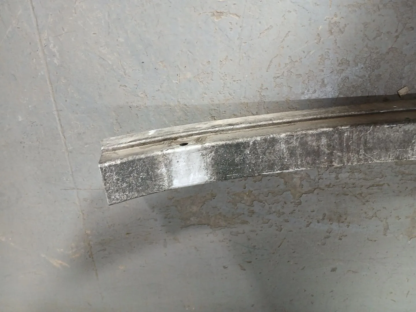 Refuerzo Paragolpes Trasero para Audi A6 Berlina (4F2)