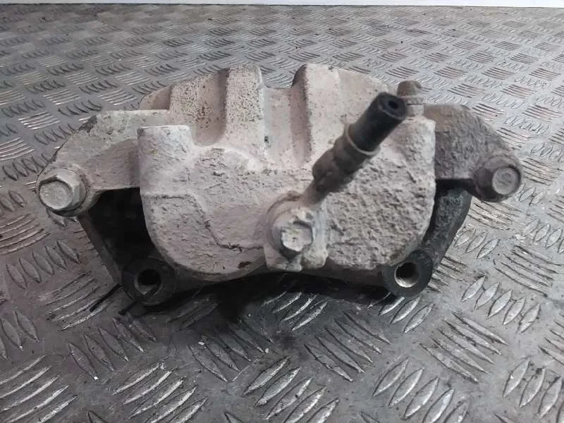 Pinza Freno Delantera Izquierda para Nissan Navara Pick-Up (D40M)