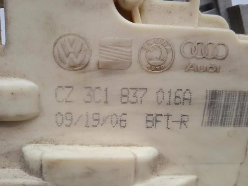 Cerradura Puerta Delantera Derecha para Audi Q7 (4L)