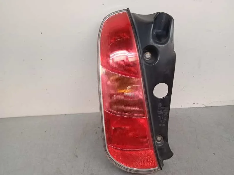 Piloto Trasero Izquierdo para Lancia Ypsilon (101)