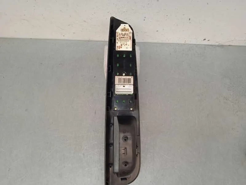 Mando Elevalunas Delantero Izquierdo para Kia Cee'd